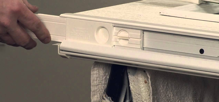 aluminum storefront door repair Spring Hill